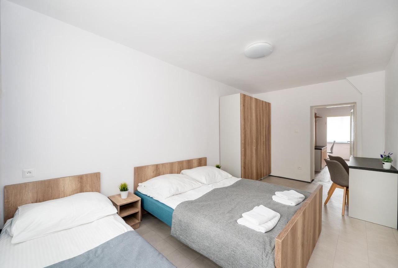 Domki Osrodek Wypoczynkowy Neptun Hotel Ujście-Darłowskie Buitenkant foto