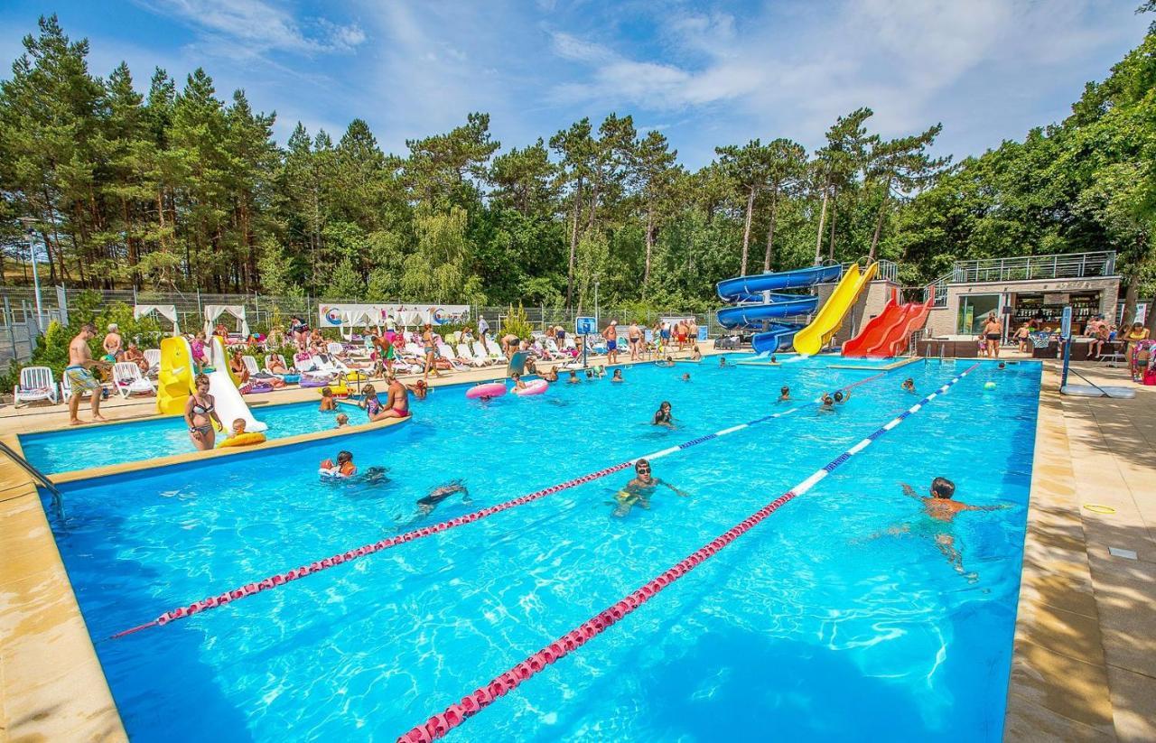 Domki Osrodek Wypoczynkowy Neptun Hotel Ujście-Darłowskie Buitenkant foto